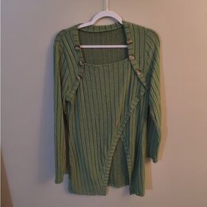 Elegant Green Buttoned Women's Cardigan